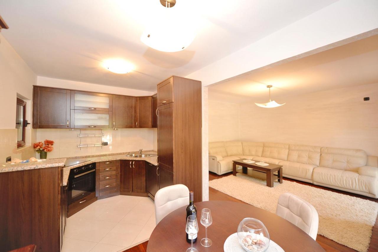 Apartment Nikolija Dobrota Esterno foto